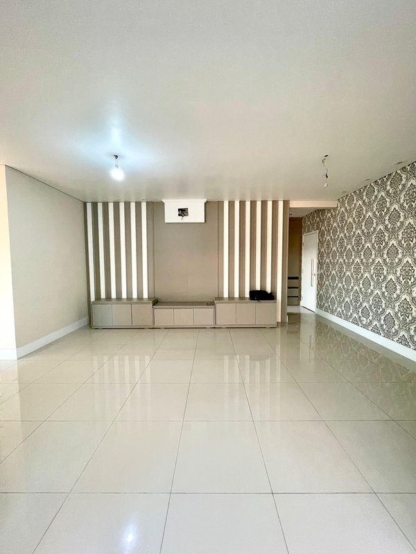 Excelente cobertura duplex com 03 dormitórios para venda - Ponta da Praia - Santos - SP Rua Dona Amélia Leuchtenberg Santos - 