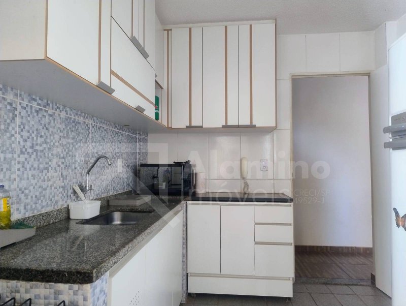 PARQUE GRANJA CECILIA - APARTAMENTO 02 DORM + 02 BANHEIROS - Bauru - 