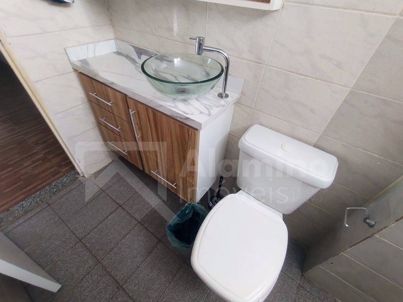PARQUE GRANJA CECILIA - APARTAMENTO 02 DORM + 02 BANHEIROS - Bauru - 