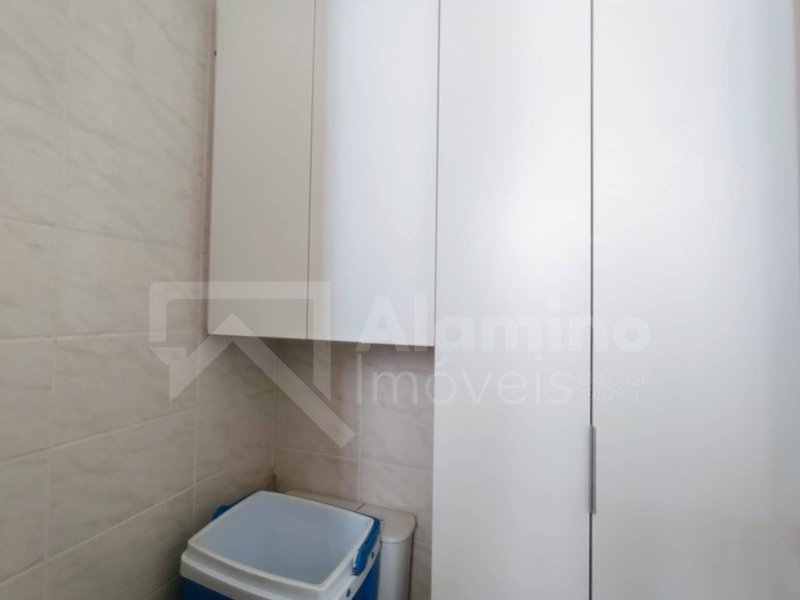 PARQUE GRANJA CECILIA - APARTAMENTO 02 DORM + 02 BANHEIROS - Bauru - 