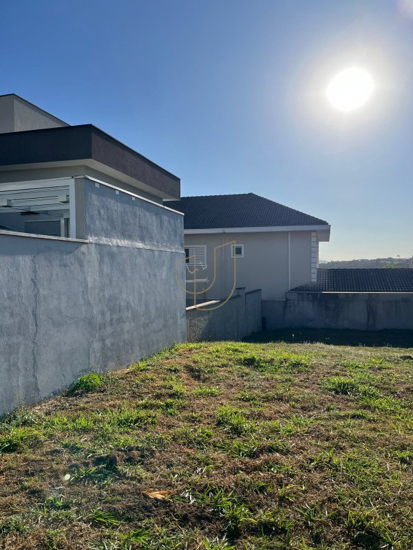 Terreno de 250 m² no Residencial Floradas da Serra Rua Miguel Angel Jimenez Romanillos São José dos Campos - 
