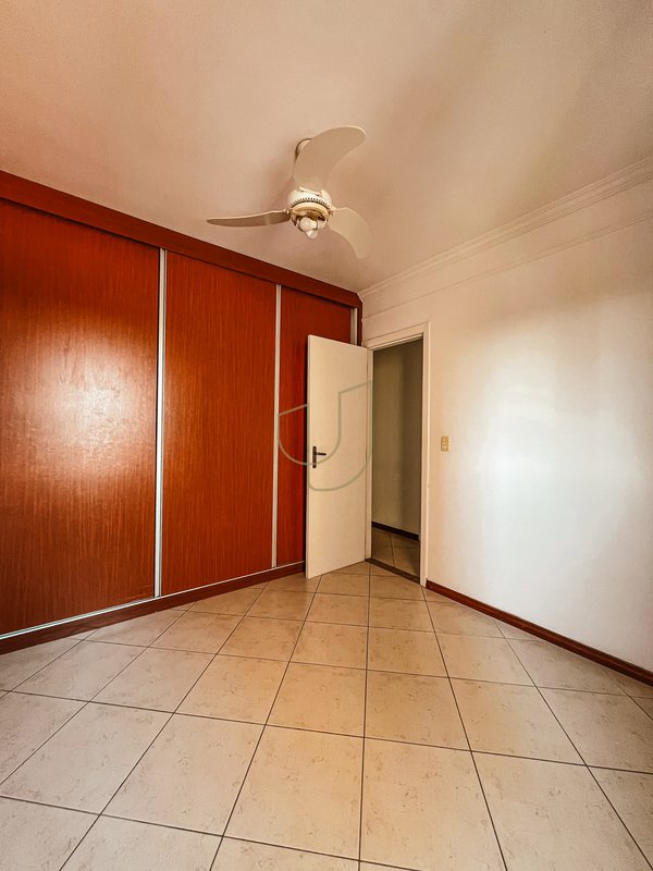 Apartamento com 3 Dormitórios no Condomínio Esplanada Park Rua Laurent Martins São José dos Campos - 