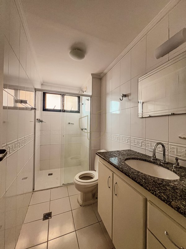 Apartamento com 3 Dormitórios no Condomínio Esplanada Park Rua Laurent Martins São José dos Campos - 