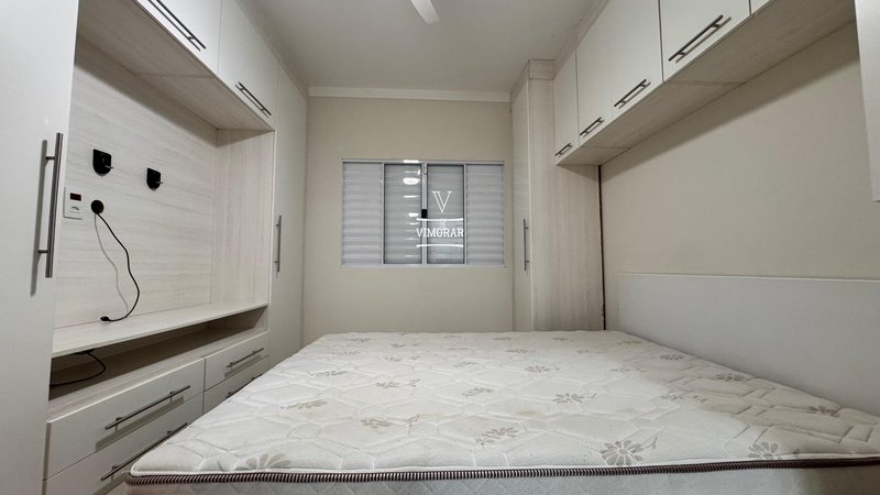 Casa assobradada 3 dormitórios sendo 1 suíte + 4 vagas de garagem - Guarulhos - 