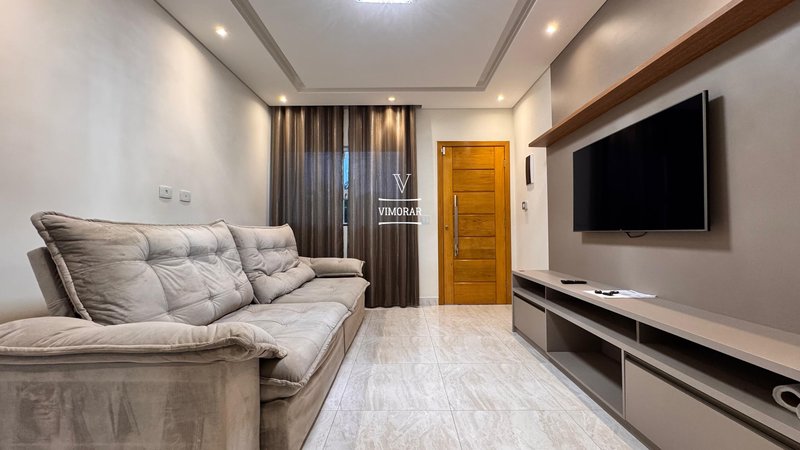 Casa assobradada 3 dormitórios sendo 1 suíte + 4 vagas de garagem - Guarulhos - 