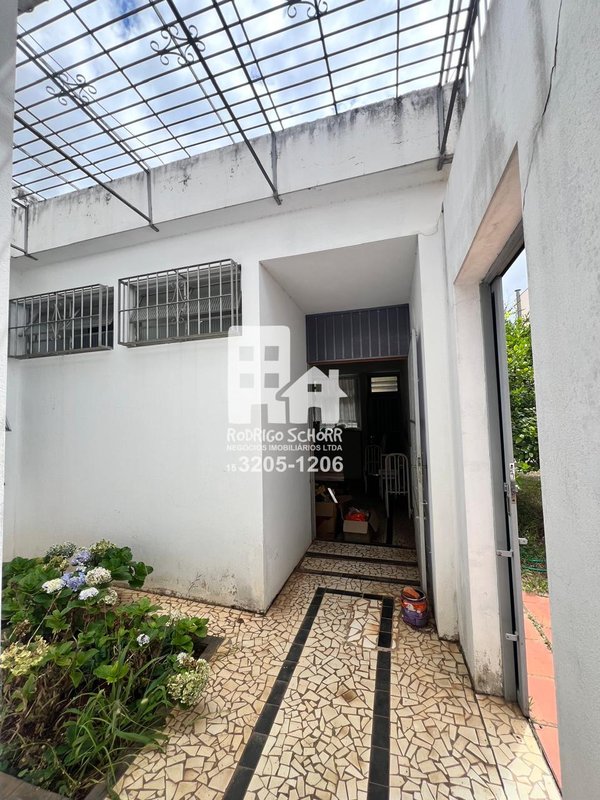 Imóvel Residencial / Comercial com Potencial Estratégico no Centro de Tatuí 🏢 - Tatuí - 