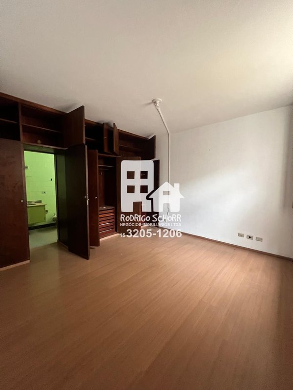 Imóvel Residencial / Comercial com Potencial Estratégico no Centro de Tatuí 🏢 - Tatuí - 