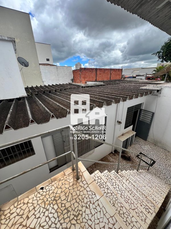 Imóvel Residencial / Comercial com Potencial Estratégico no Centro de Tatuí 🏢 - Tatuí - 