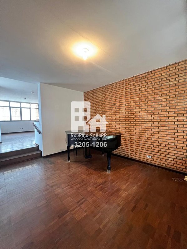 Imóvel Residencial / Comercial com Potencial Estratégico no Centro de Tatuí 🏢 - Tatuí - 
