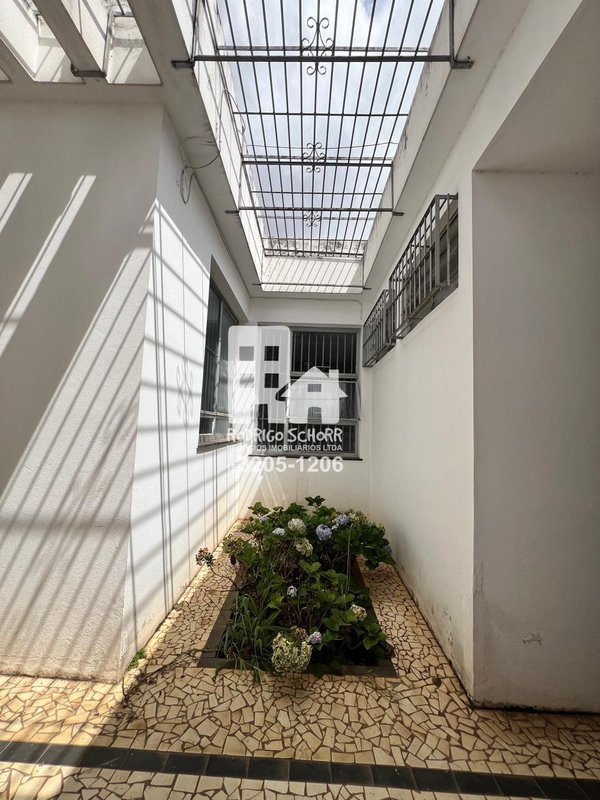 Imóvel Residencial / Comercial com Potencial Estratégico no Centro de Tatuí 🏢 - Tatuí - 