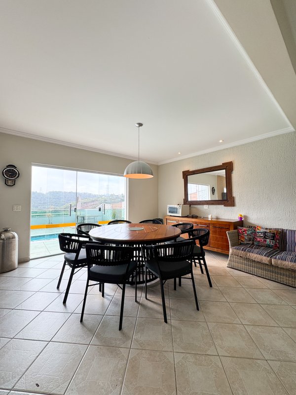 Elegância, Conforto e Vista privilegiada no Hills III – Porteira Fechada Rod. Pedro Eroles Arujá - 
