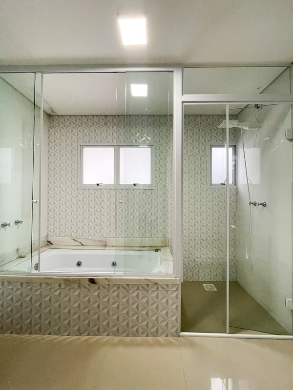 Casa Nova e Contemporânea no Arujá 5 Av. Benedito Manoel dos Santos Arujá - 