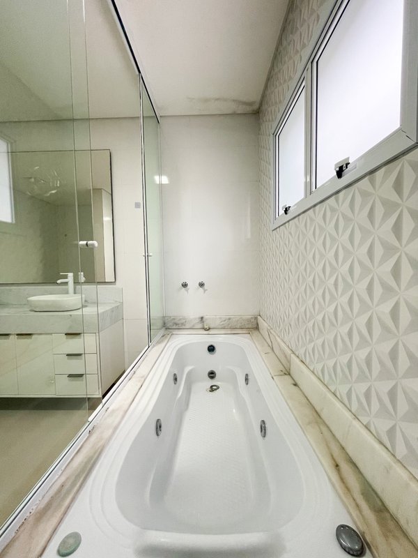 Casa Nova e Contemporânea no Arujá 5 Av. Benedito Manoel dos Santos Arujá - 