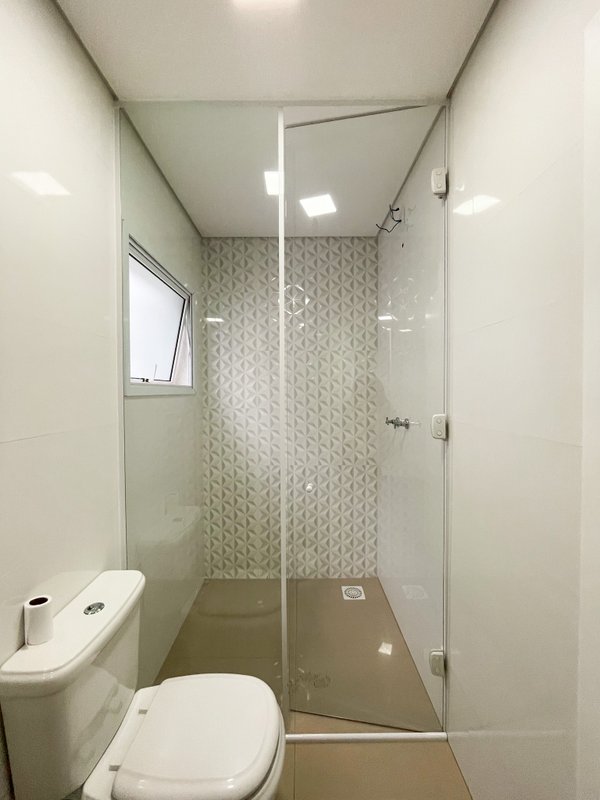 Casa Nova e Contemporânea no Arujá 5 Av. Benedito Manoel dos Santos Arujá - 