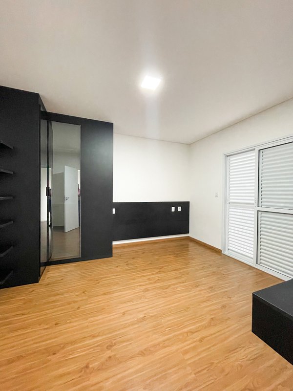 Casa Nova e Contemporânea no Arujá 5 Av. Benedito Manoel dos Santos Arujá - 