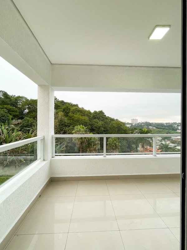 Casa Nova e Contemporânea no Arujá 5 Av. Benedito Manoel dos Santos Arujá - 