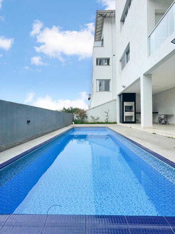 Casa Nova e Contemporânea no Arujá 5 Av. Benedito Manoel dos Santos Arujá - 