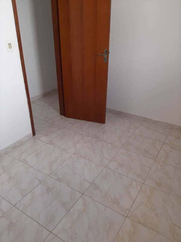 Casa Térrea com Quintal Amplo e 3 Dormitórios na Vila da Prata - Mogi das Cruzes - 