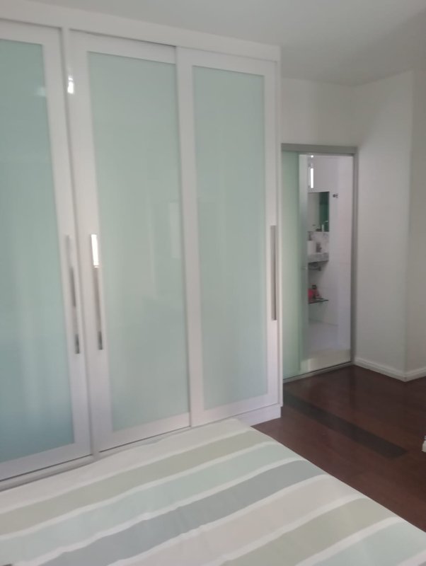 APARTAMENTO NASCENTE 3 QUARTOS 2 SUÍTES VARANDA GABINETE 2 GARAGENS À VENDA NA PITUBA! Rua Anthenor Tupinambá Salvador - 