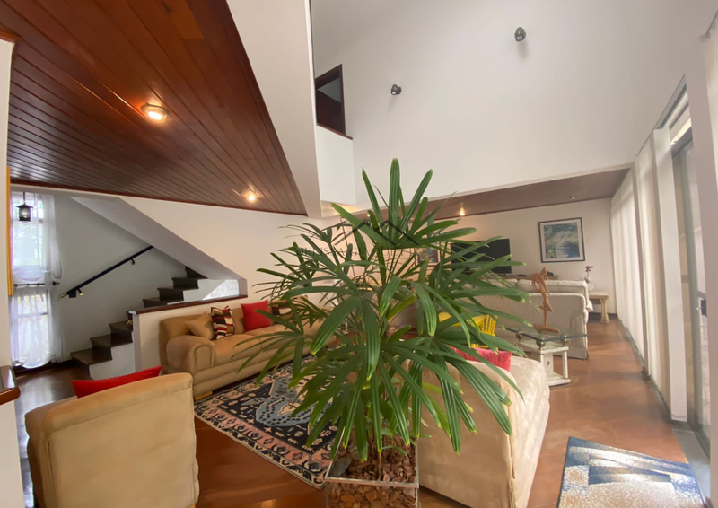 Residencial 10 - Casa Alto Padrão Avenida Bom Pastor Santana de Parnaíba - 