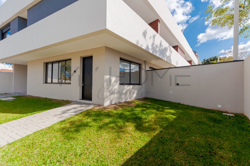 SOBRADO À VENDA EM SANTA FELICIDADE - 3 QUARTOS - 3 SUÍTES - NOVO Rua Edson Campos Matesich Curitiba - 