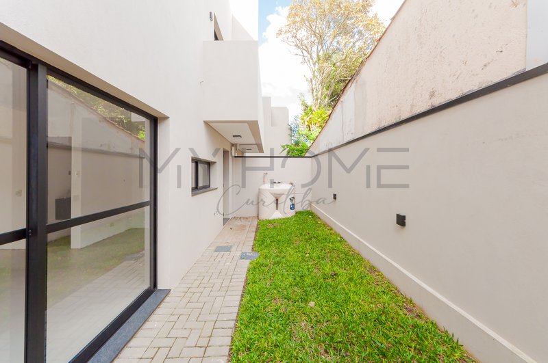 SOBRADO À VENDA EM SANTA FELICIDADE - 3 QUARTOS - COM TERRAÇO - IMÓVEL NOVO Rua Edson Campos Matesich Curitiba - 