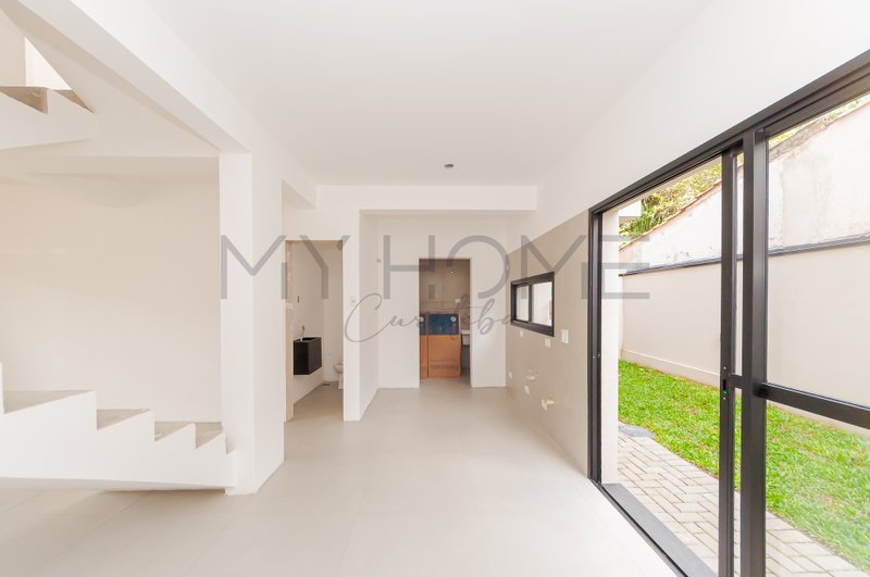 SOBRADO À VENDA EM SANTA FELICIDADE - 3 QUARTOS - COM TERRAÇO - IMÓVEL NOVO Rua Edson Campos Matesich Curitiba - 