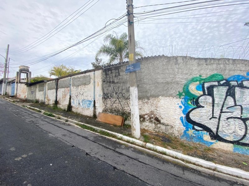 Área Residencial ou Comercial no Tremembé 624m² de terreno Avenida Nova Cantareira São Paulo - 