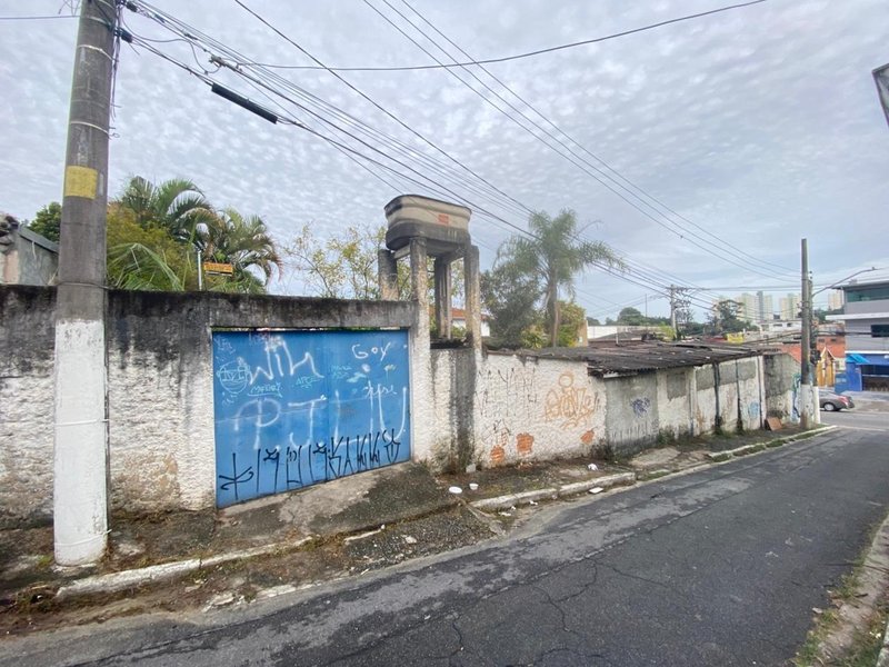 Área Residencial ou Comercial no Tremembé 624m² de terreno Avenida Nova Cantareira São Paulo - 