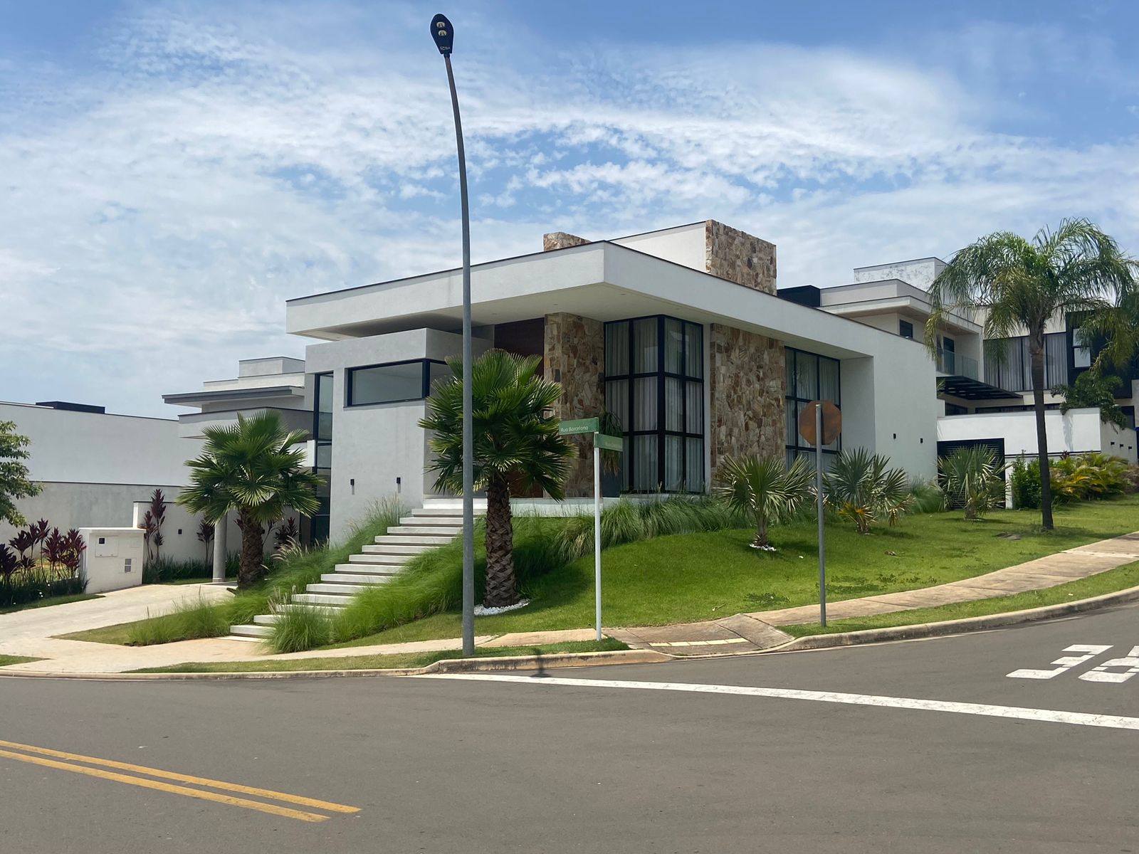 Casa com 4 dormit&oacute;rios &agrave; venda, 250 m&sup2; - Alphaville Nova Esplanada IV - Votorantim - SP Alameda Nova Zelândia Votorantim - 