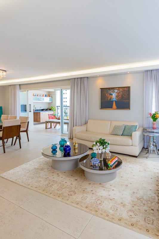 Apartamento 210m² em Moema 3 suítes 3 vagas Rua Juquis São Paulo - 