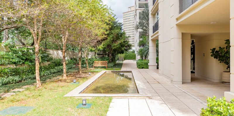 Apartamento 210m² em Moema 3 suítes 3 vagas Rua Juquis São Paulo - 