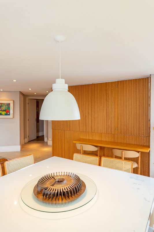 Apartamento 172m² em Moema 3 suítes 3 vagas Avenida Jandira São Paulo - 