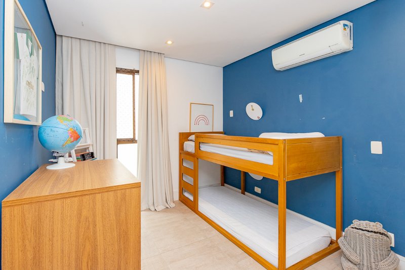 Apartamento 172m² em Moema 3 suítes 3 vagas Avenida Jandira São Paulo - 