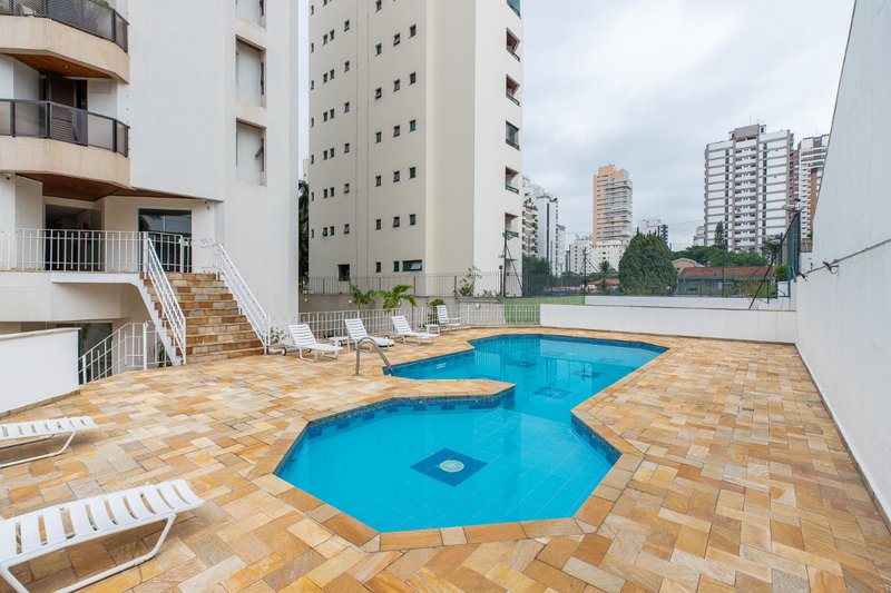 Apartamento 172m² em Moema 3 suítes 3 vagas Avenida Jandira São Paulo - 