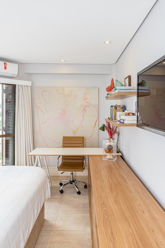 Apartamento 172m² em Moema 3 suítes 3 vagas Avenida Jandira São Paulo - 