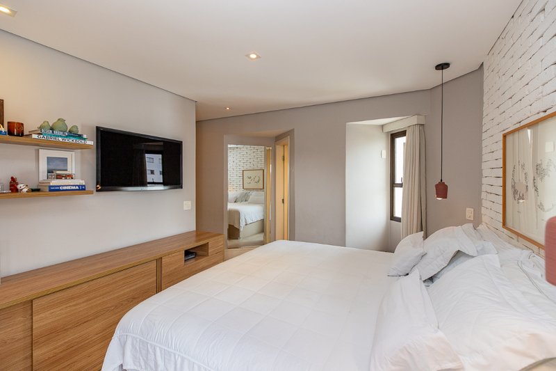 Apartamento 172m² em Moema 3 suítes 3 vagas Avenida Jandira São Paulo - 