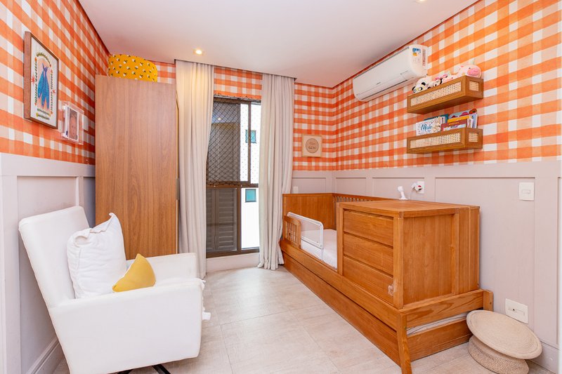 Apartamento 172m² em Moema 3 suítes 3 vagas Avenida Jandira São Paulo - 