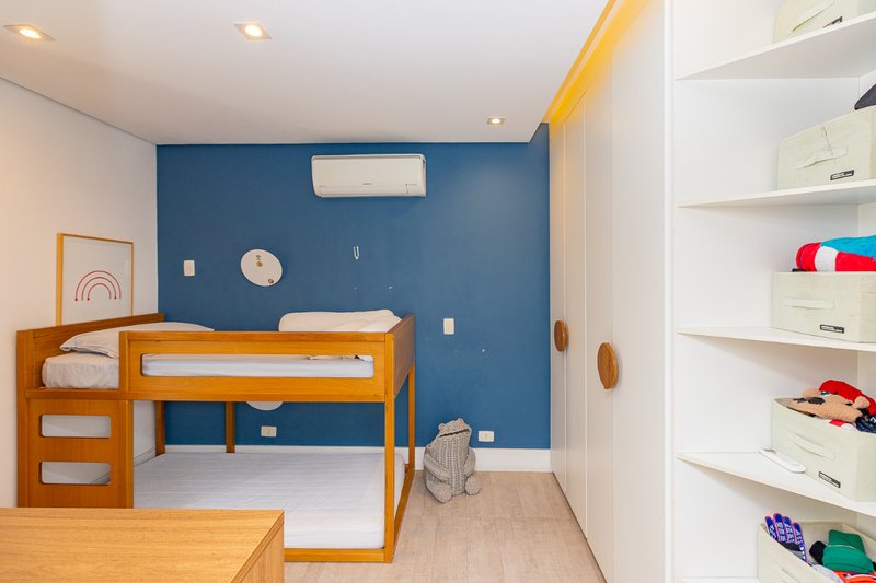 Apartamento 172m² em Moema 3 suítes 3 vagas Avenida Jandira São Paulo - 