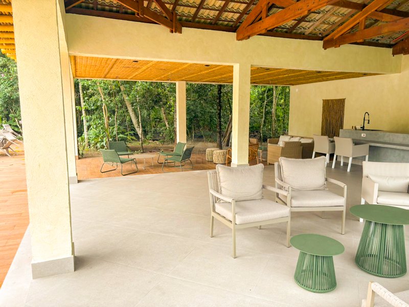 Casa em Condomínio na Praia Barra do Sahy - LOCAÇÕES Av. Adelino Tavares São Sebastião - 