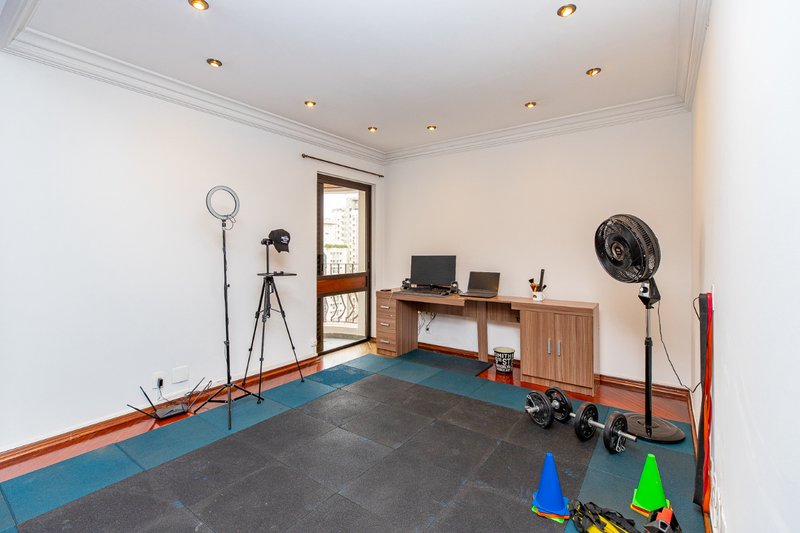Apartamento 150m² em Moema 3 dormitórios 2 suítes 2 vagas Avenida Jamaris São Paulo - 