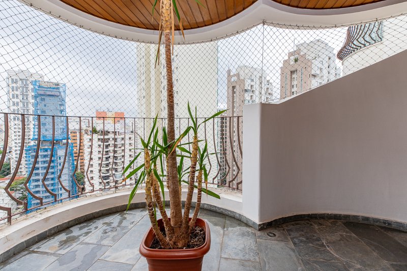 Apartamento 150m² em Moema 3 dormitórios 2 suítes 2 vagas Avenida Jamaris São Paulo - 