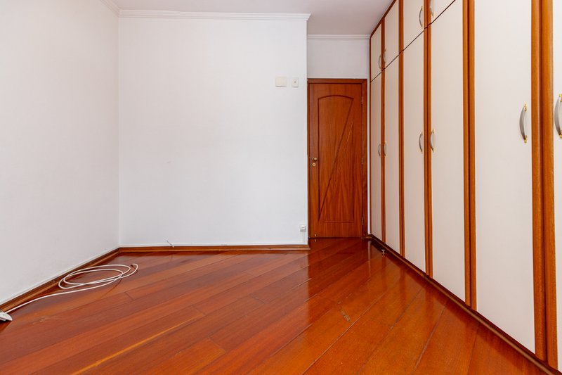 Apartamento 150m² em Moema 3 dormitórios 2 suítes 2 vagas Avenida Jamaris São Paulo - 