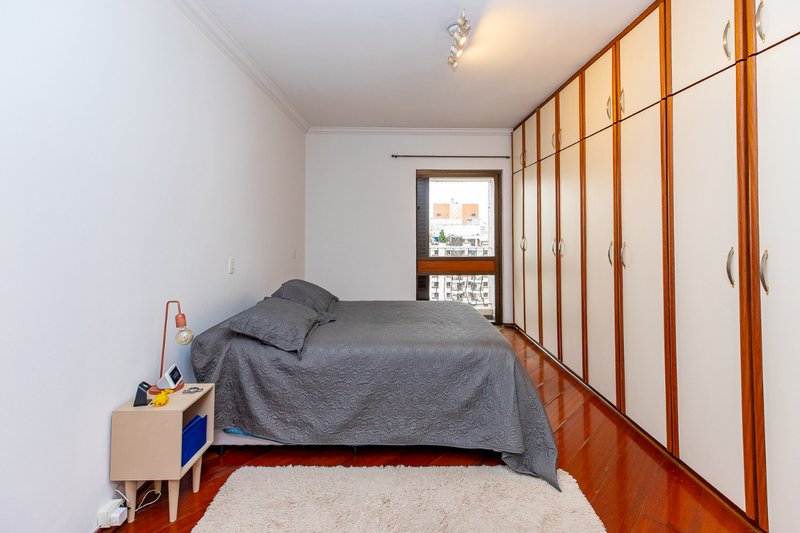 Apartamento 150m² em Moema 3 dormitórios 2 suítes 2 vagas Avenida Jamaris São Paulo - 