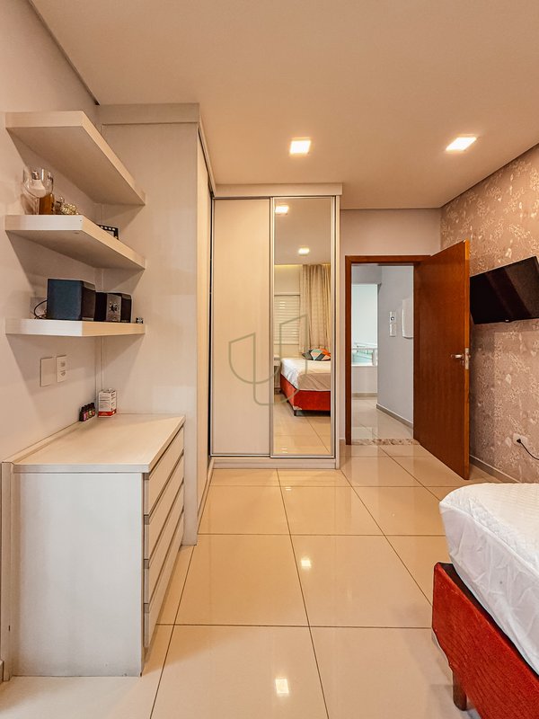 Casa com 4 Suítes no Residencial Jaguary Avenida Aquarela do Brasil São José dos Campos - 