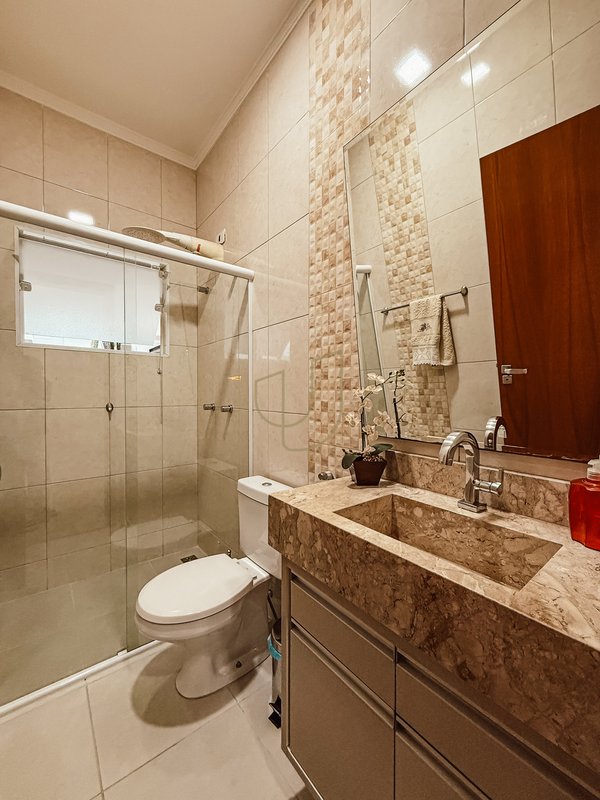 Casa com 4 Suítes no Residencial Jaguary Avenida Aquarela do Brasil São José dos Campos - 