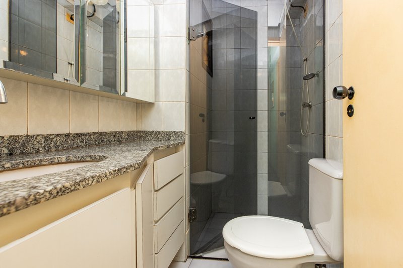 Apartamento 60m² na Vila Mariana 02 dorm 2 vagas Rua Paula Ney São Paulo - 