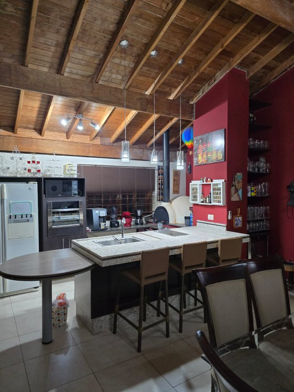 “OPORTUNIDADE”, ALUGO CHACARA COM CASA MOBILIADA NO CONDOMÍNIO VITASSAY EM BOITUVA/SP” Alameda das Araucárias Boituva - 