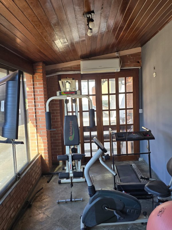 “OPORTUNIDADE”, ALUGO CHACARA COM CASA MOBILIADA NO CONDOMÍNIO VITASSAY EM BOITUVA/SP” Alameda das Araucárias Boituva - 