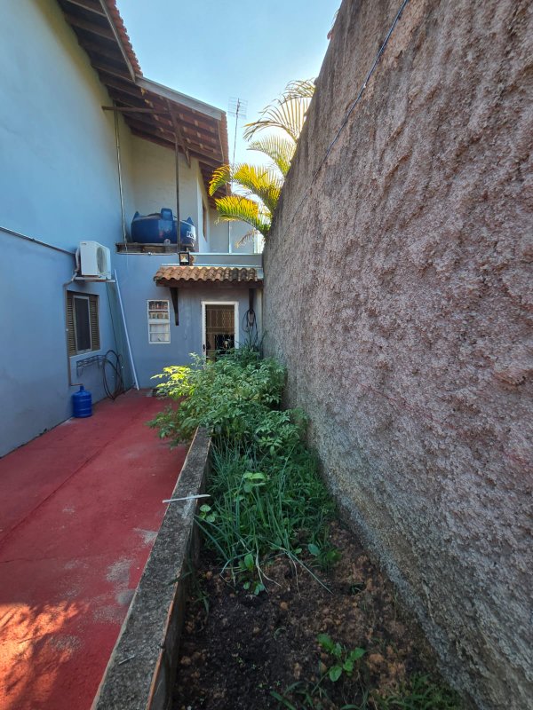 “OPORTUNIDADE”, ALUGO CHACARA COM CASA MOBILIADA NO CONDOMÍNIO VITASSAY EM BOITUVA/SP” Alameda das Araucárias Boituva - 